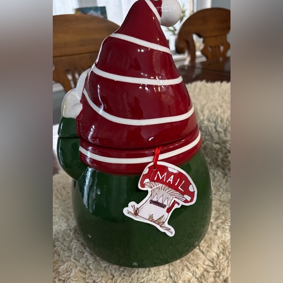 NWT whimsical cupboard gnome cookie jar, Christmas, Collectible, Gnome, adorable - Picture 2 of 5